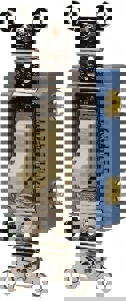 1 Pole, 120 to 277 VAC, 20 Amp, Residential Grade Toggle Wall Switch